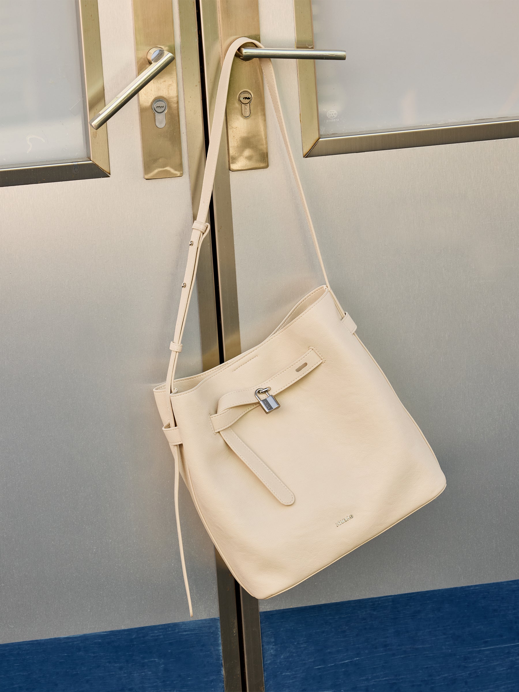 Commuter Bucket Bag with Lock