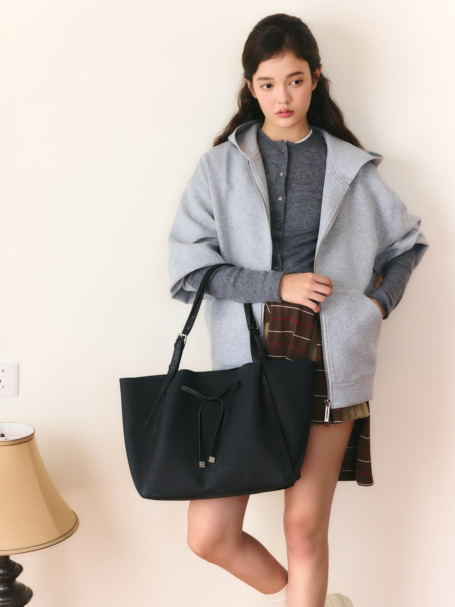 Commuter Tote Bag with Tie